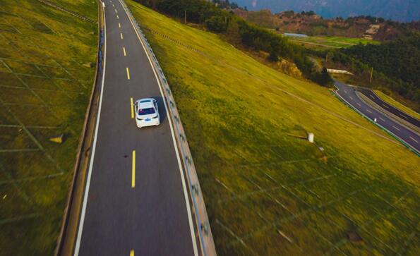 打卡“中国秋名山”卡罗拉GR SPORT运动版再现山路漂移